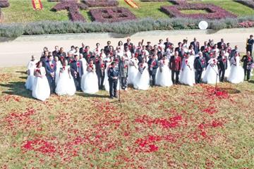 七十芳华祝福新中国